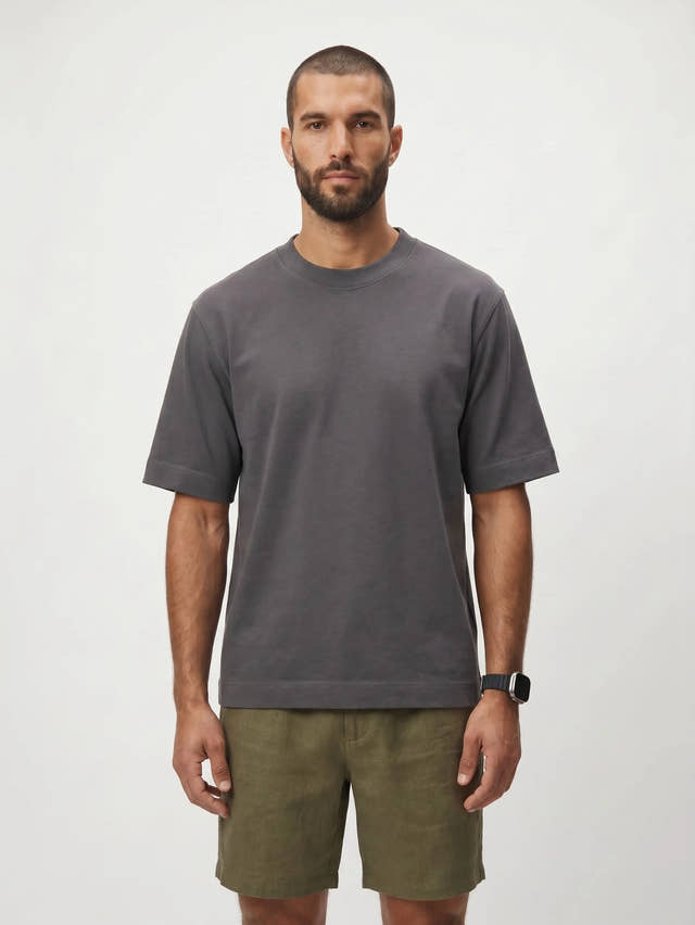 Camiseta de cuello redondo de algodón orgánico 100 % de gramaje grueso