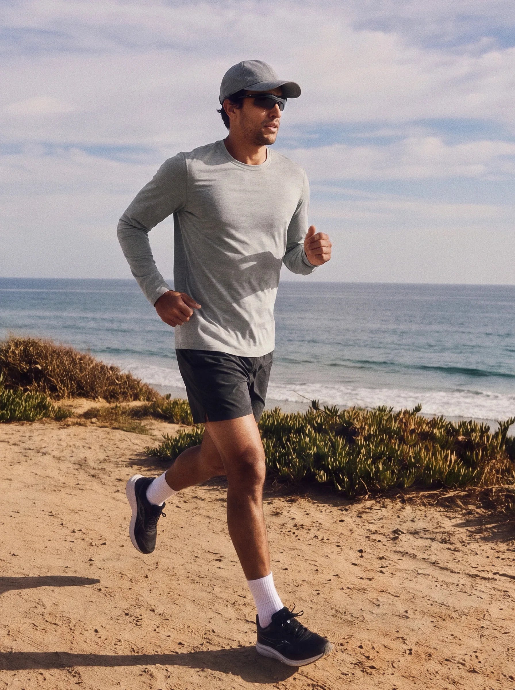 AirPace™ Performance Langarm-Crew-Shirt