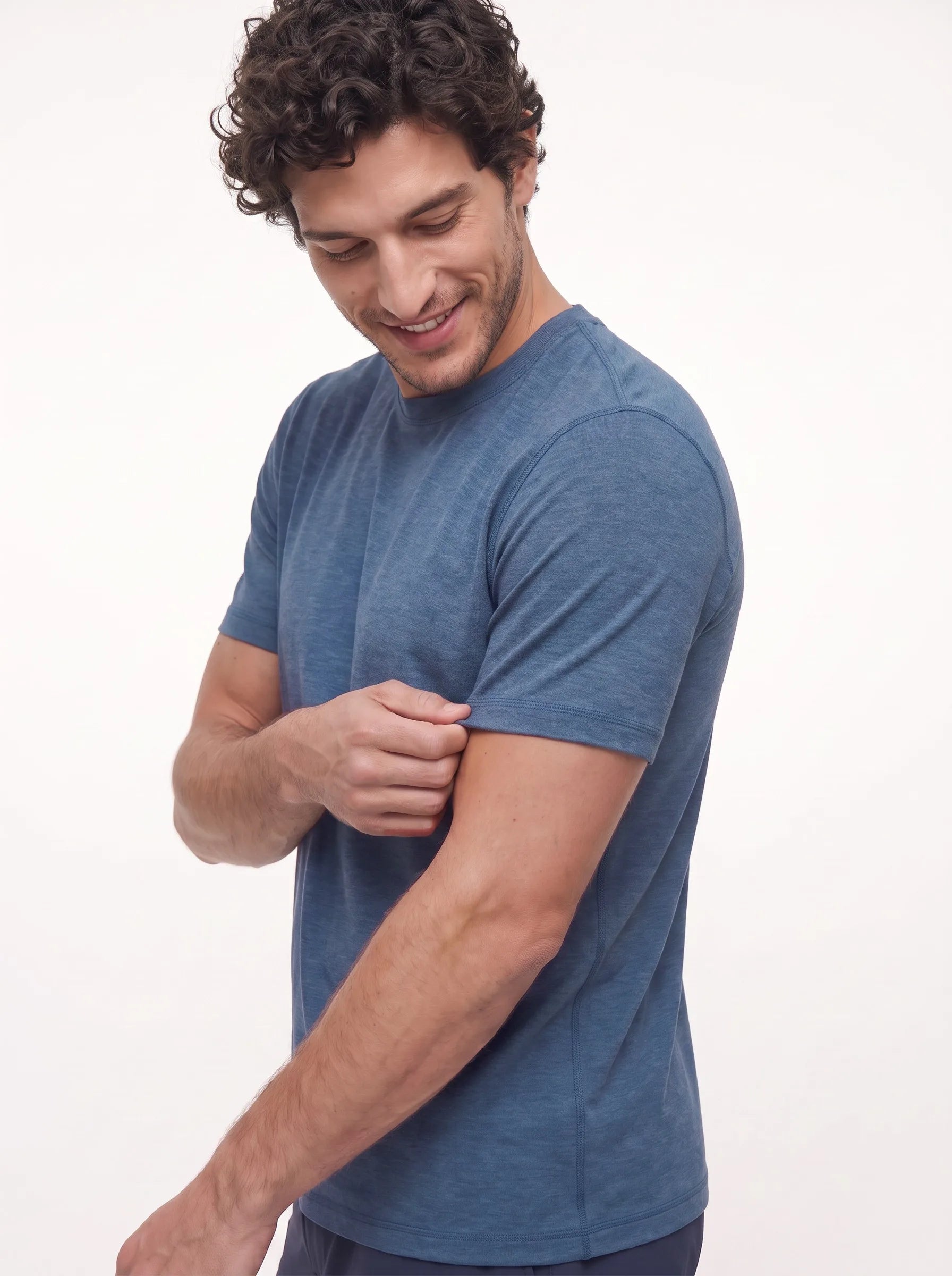 FlowBlend™ Active Crew-T-Shirt