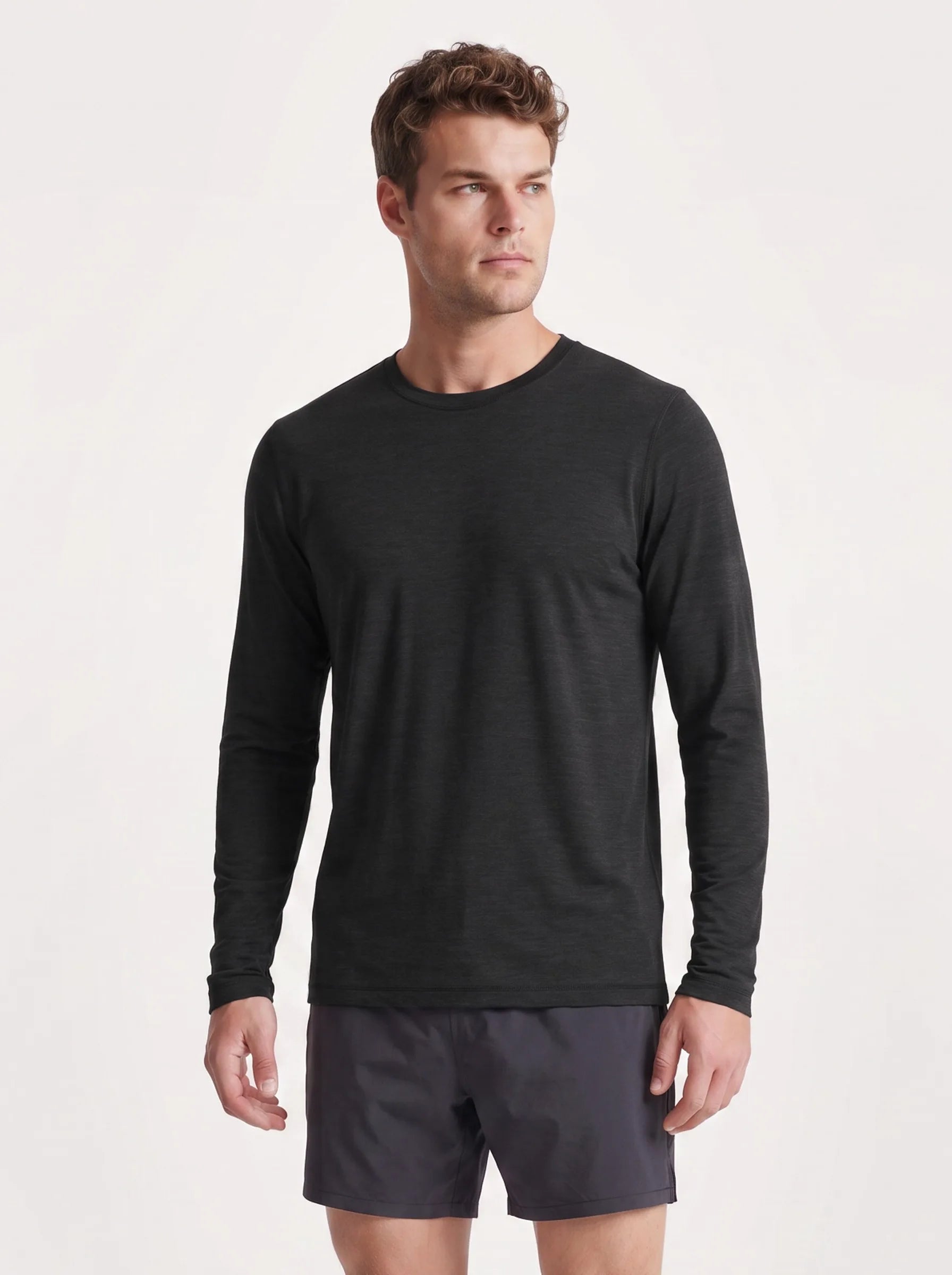 T-shirt de sport à manches longues col rond FlowBlend™