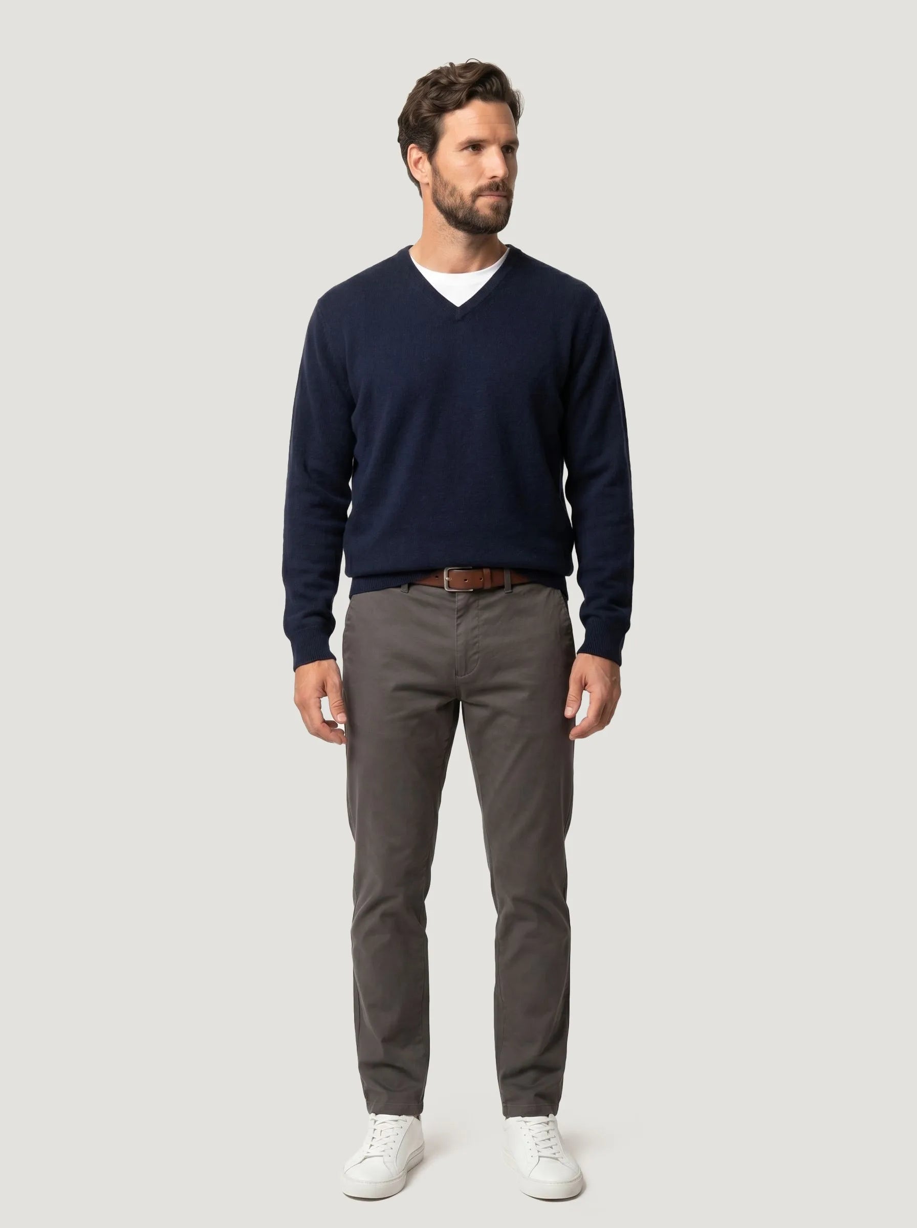 Maglione scollo a V in cashmere mongolo