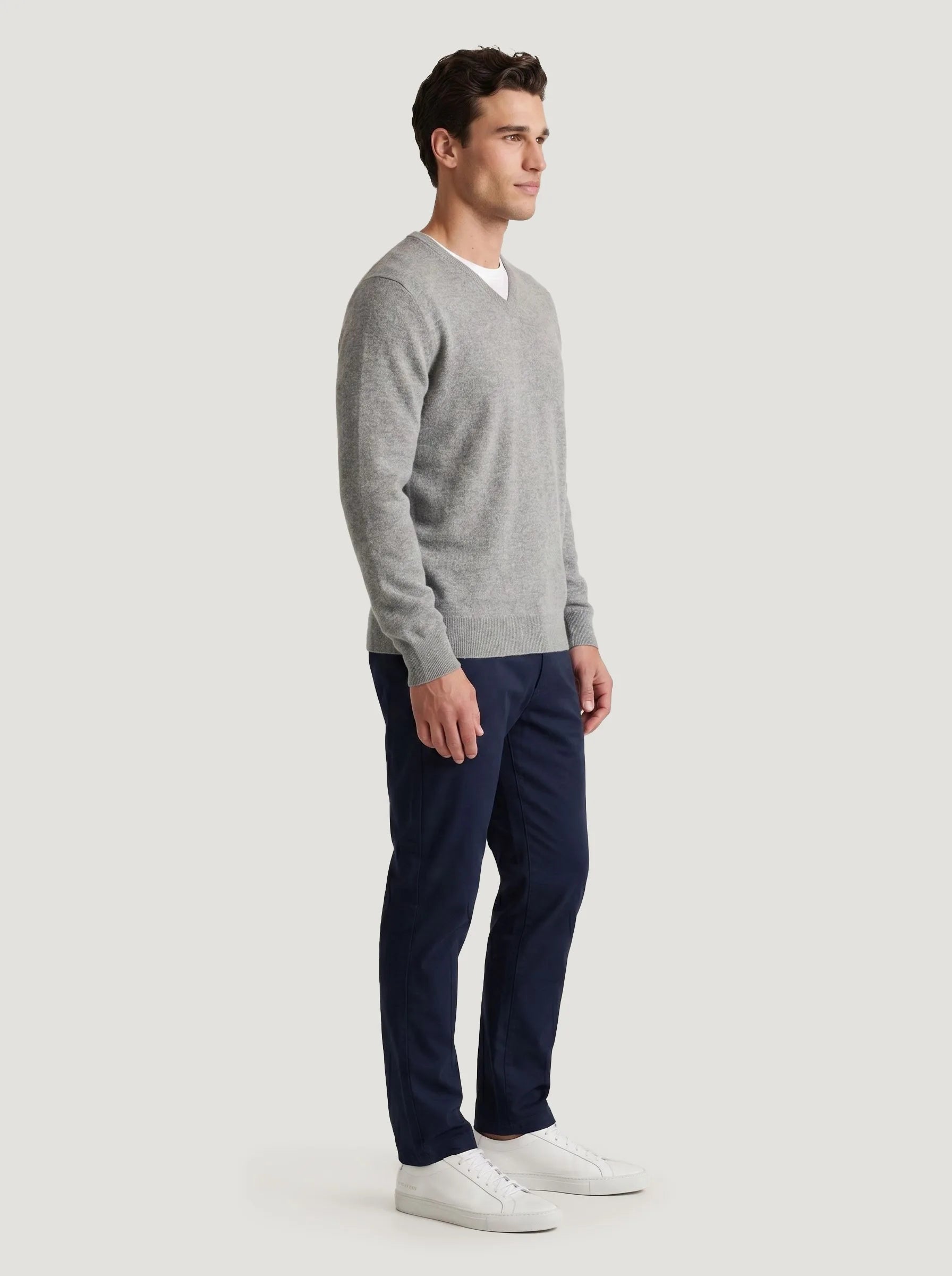Maglione scollo a V in cashmere mongolo