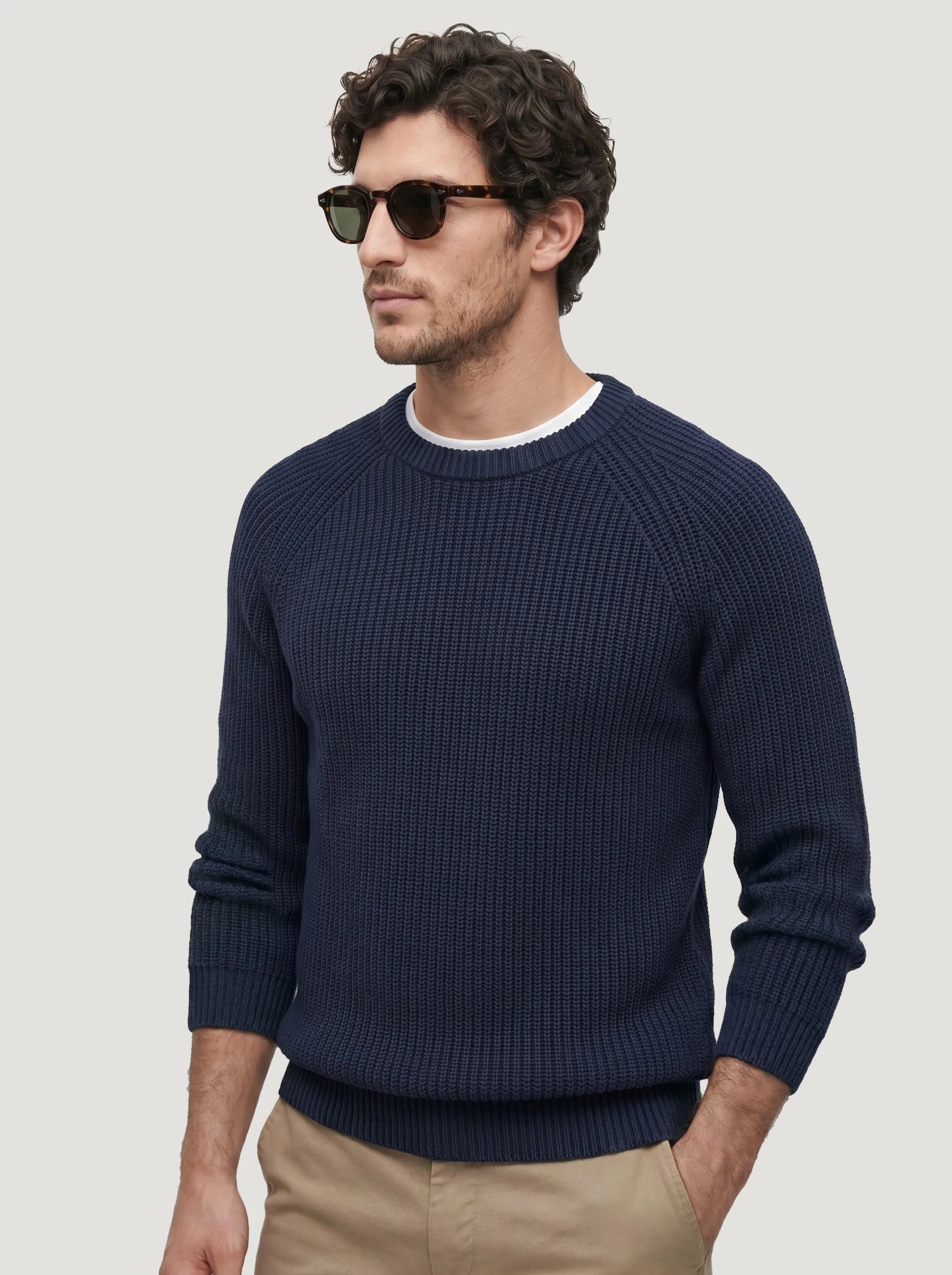 Maglione girocollo a coste in cotone biologico