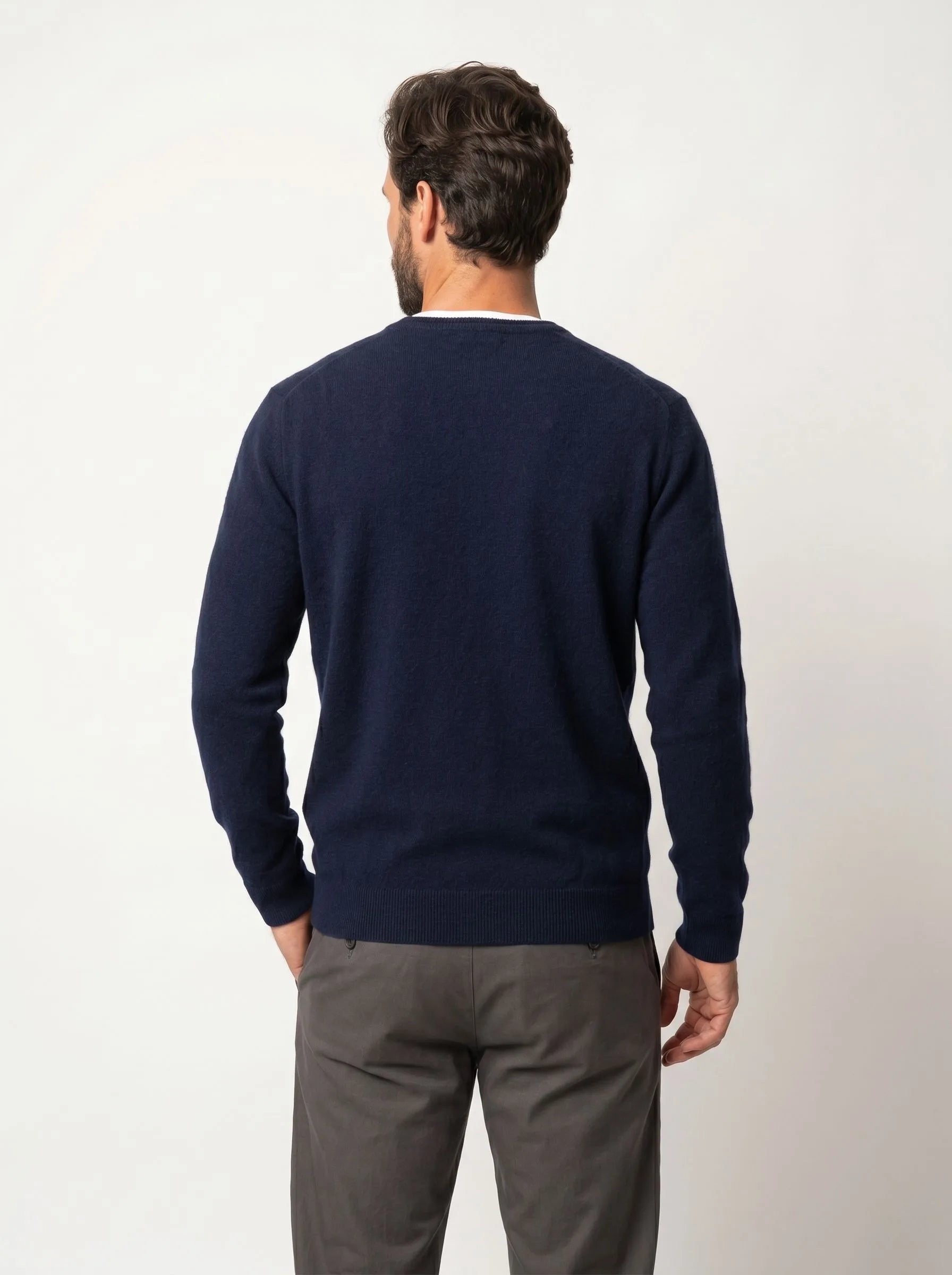 Jersey de cuello en V de cachemira mongola