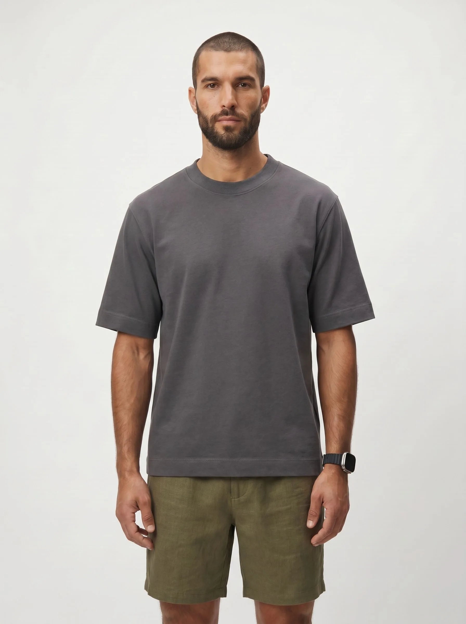 Camiseta de cuello redondo de algodón orgánico 100 % de gramaje grueso