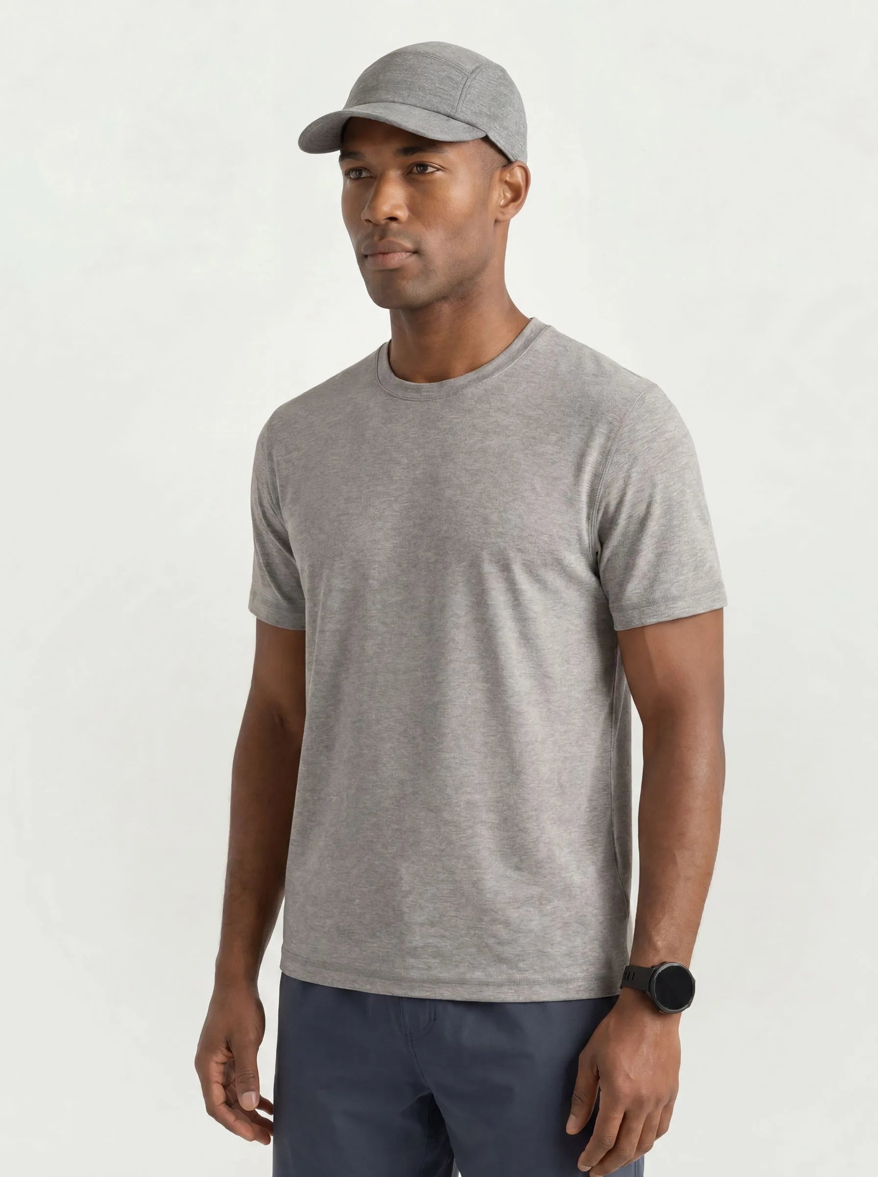 T-shirt de performance col rond AirPace™