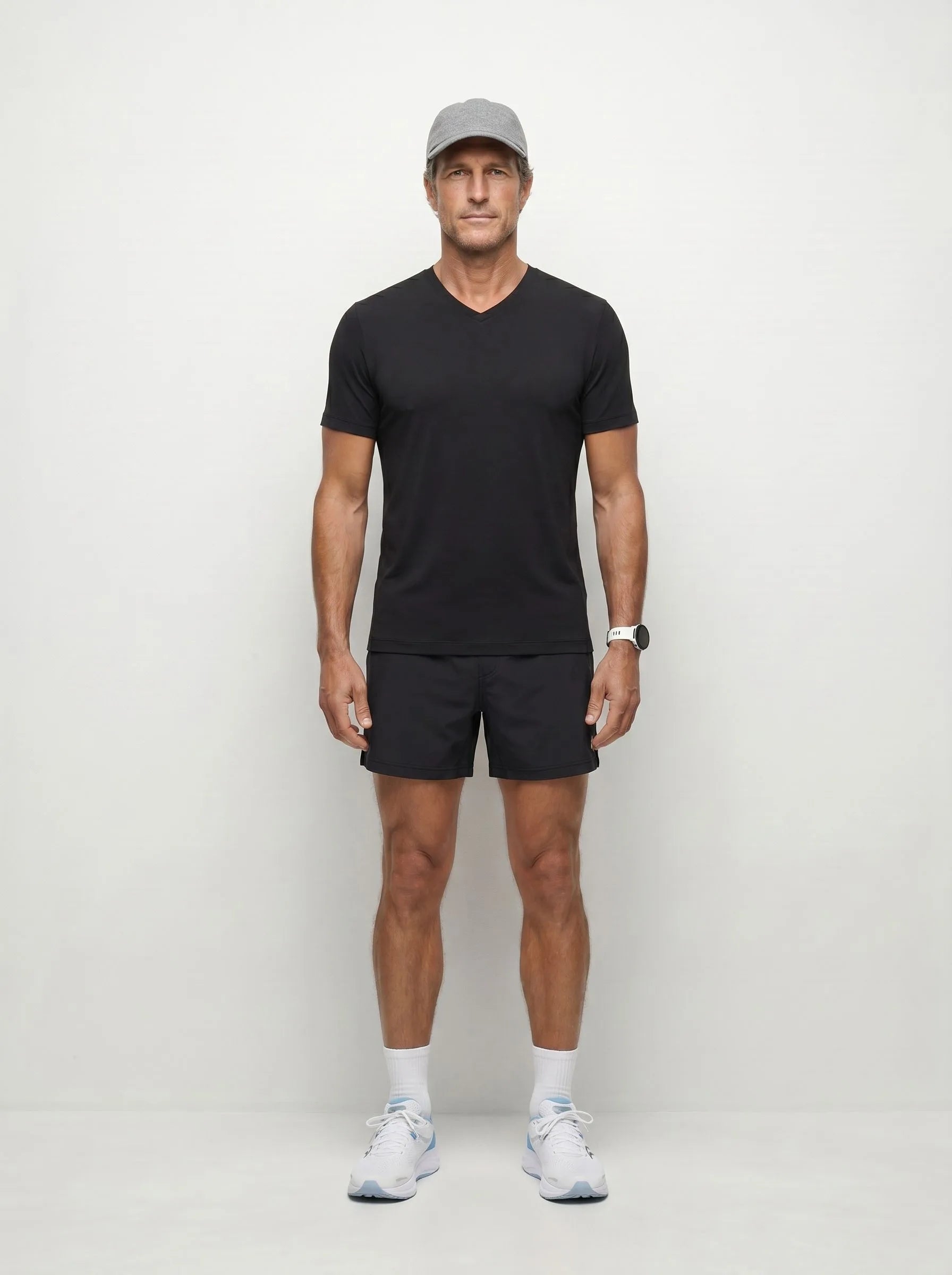 T-shirt col V performance AirPace™