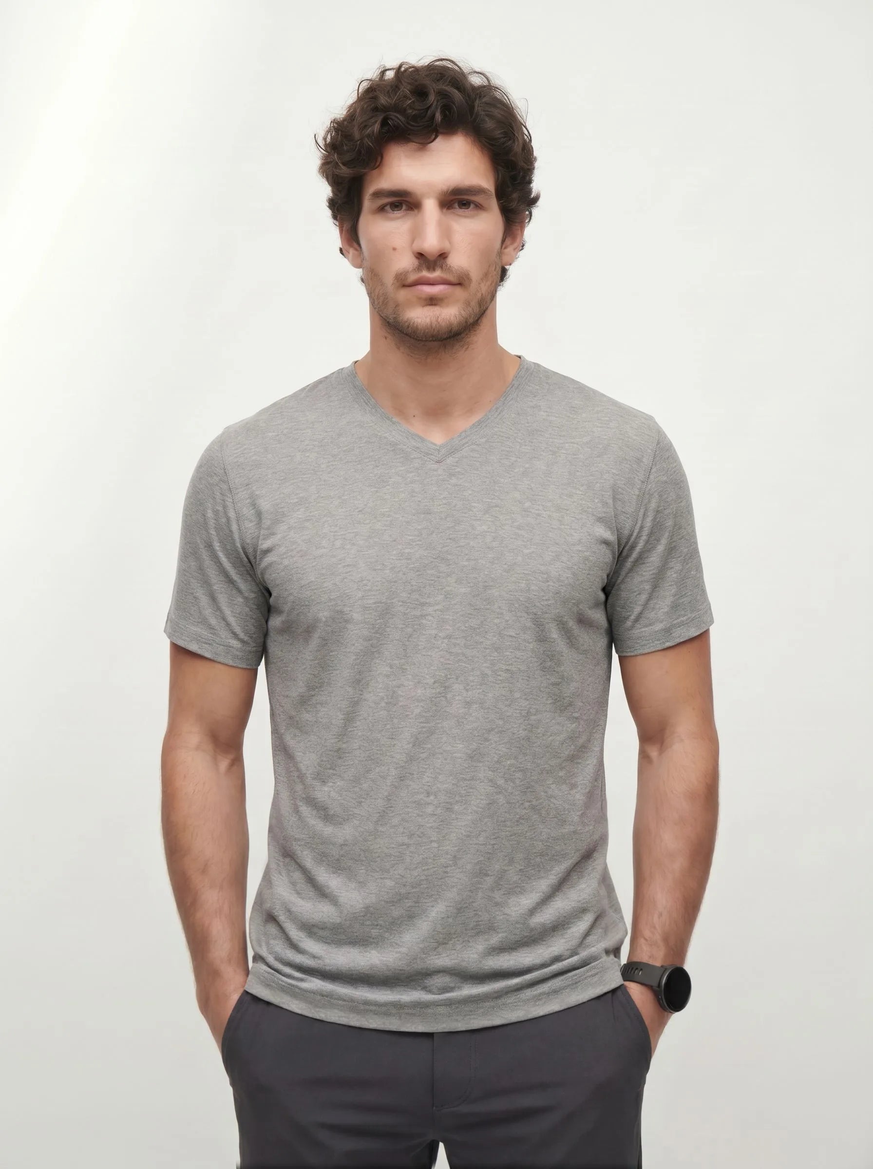 Camiseta de cuello en V AirPace™ Performance