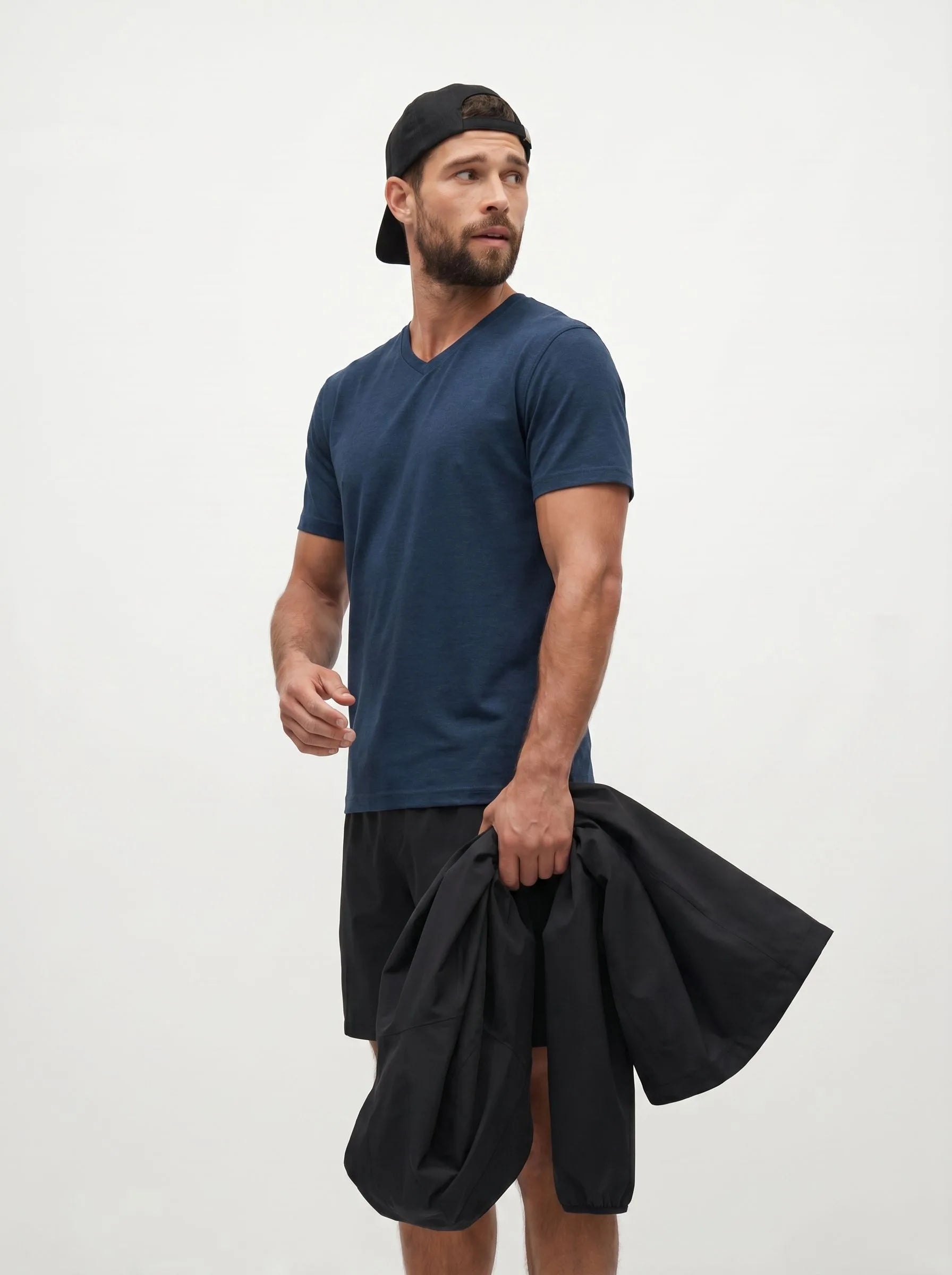 T-shirt col V performance AirPace™