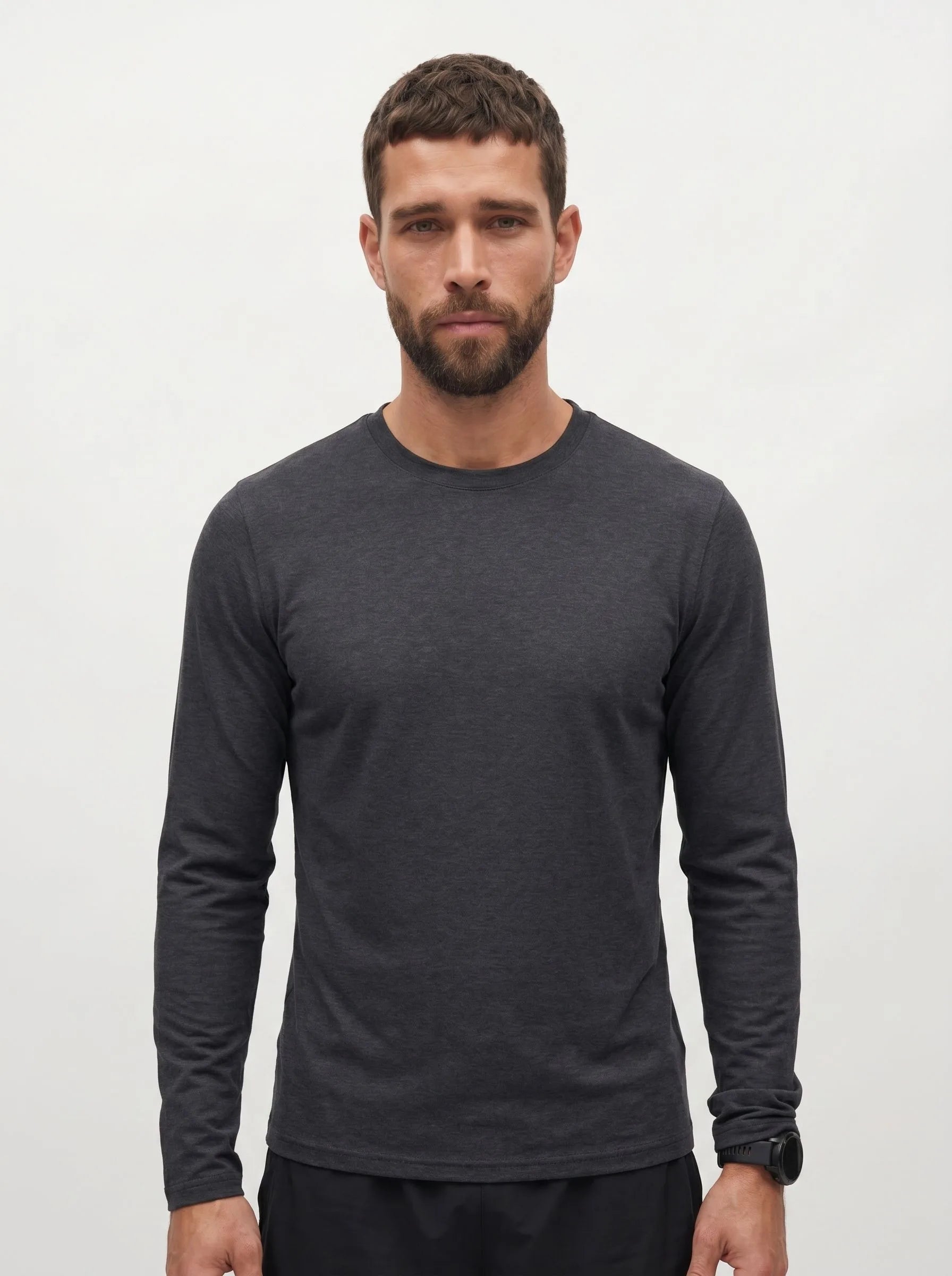 Camiseta de manga larga y cuello redondo Performance AirPace™