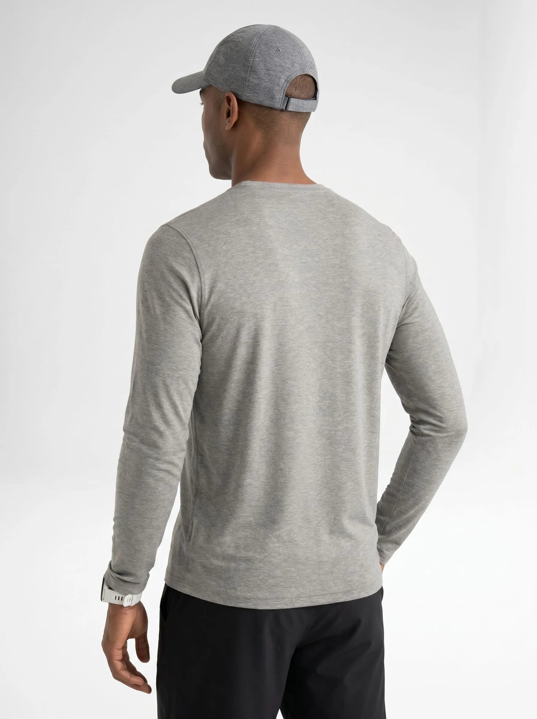 AirPace™ Performance Langarm-Crew-Shirt
